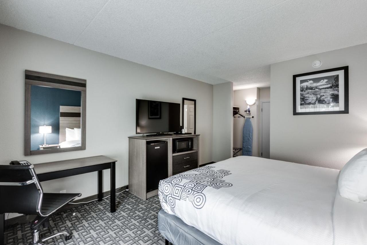 Days Inn & Suites By Wyndham Spokane Exterior foto